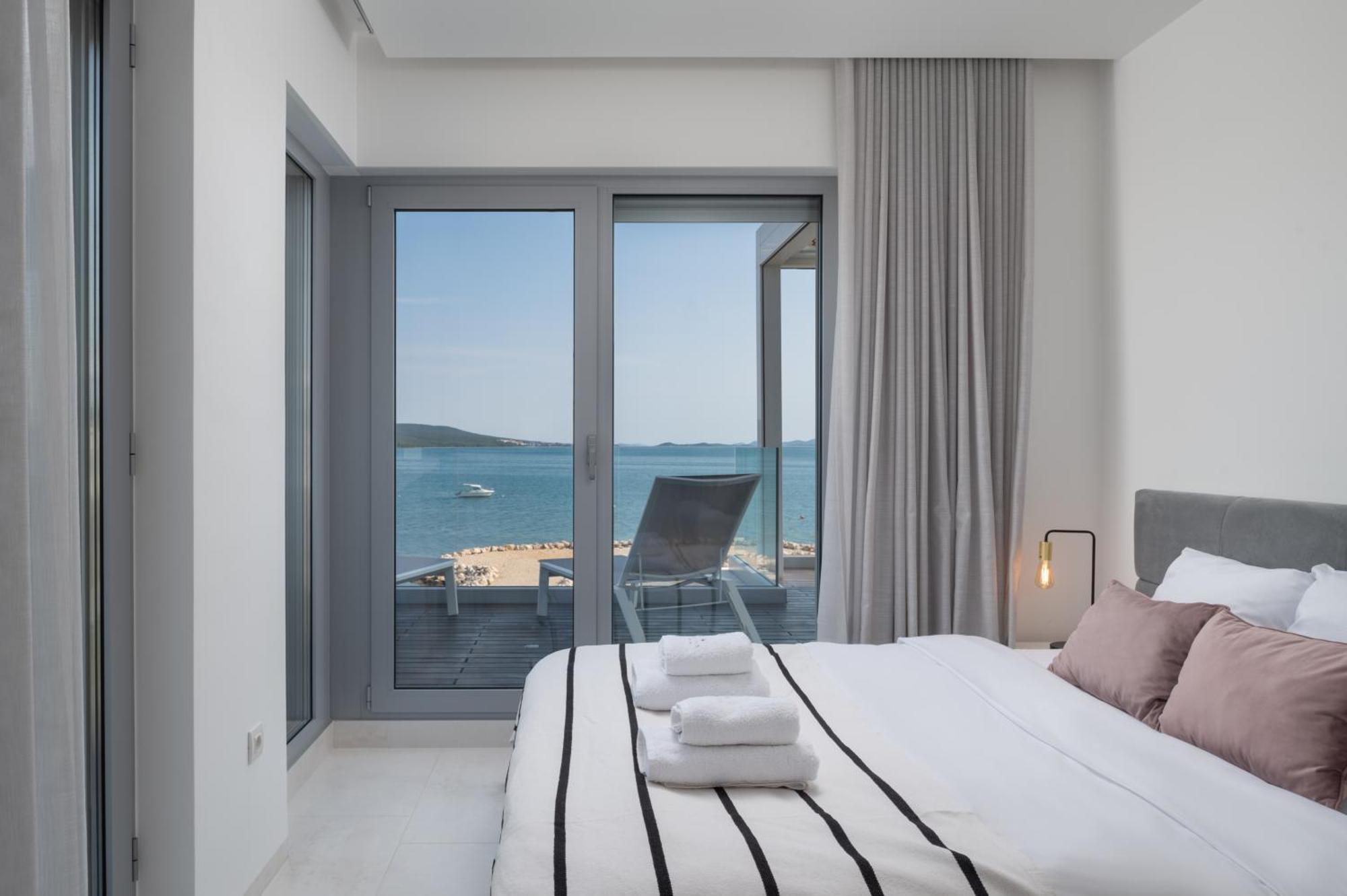 Suncana Villa ซูโกชัน ภายนอก รูปภาพ